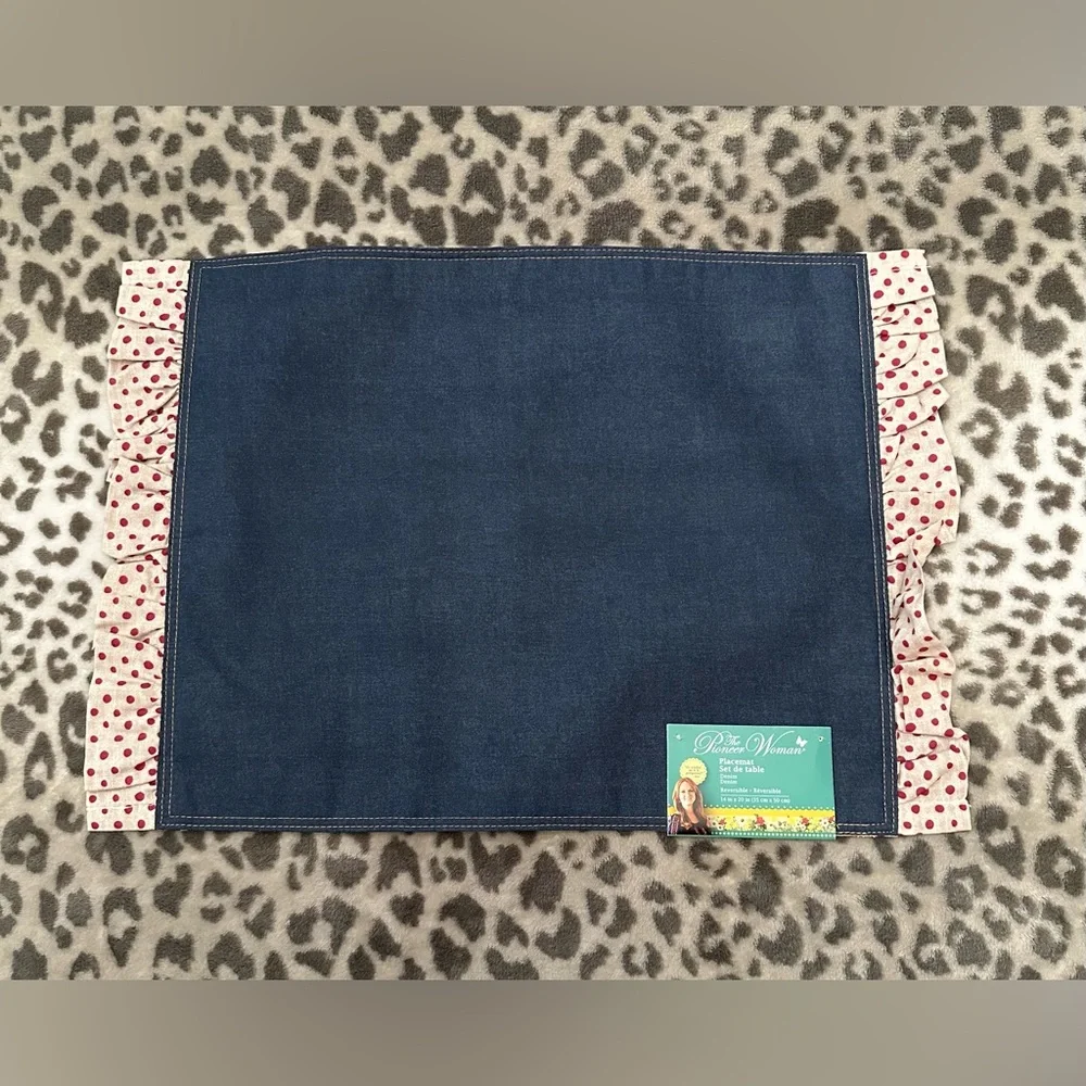 2018 The Pioneer Woman Reversible Placemat Set of 4 Blue Denim Polka Dot Ruffle